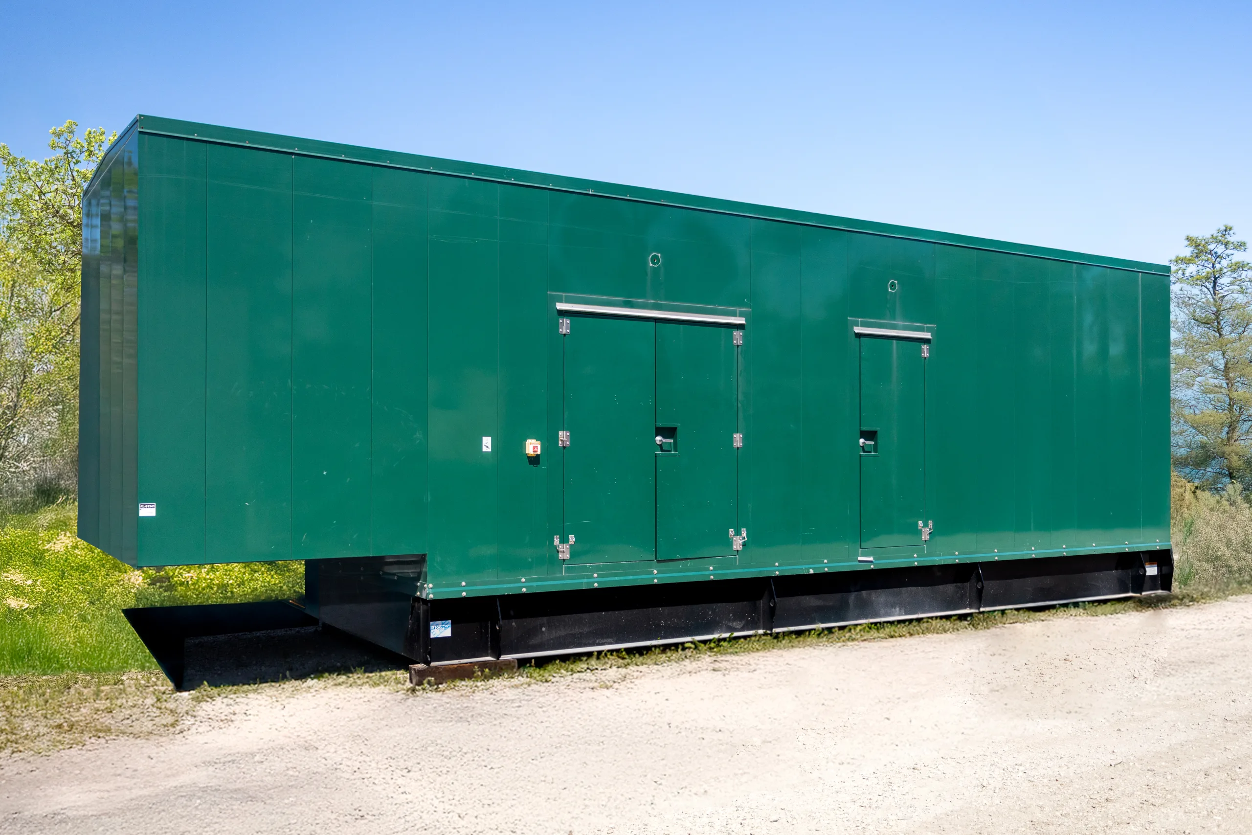 1 1500kw cummins industrial generator unit 091341 exterior