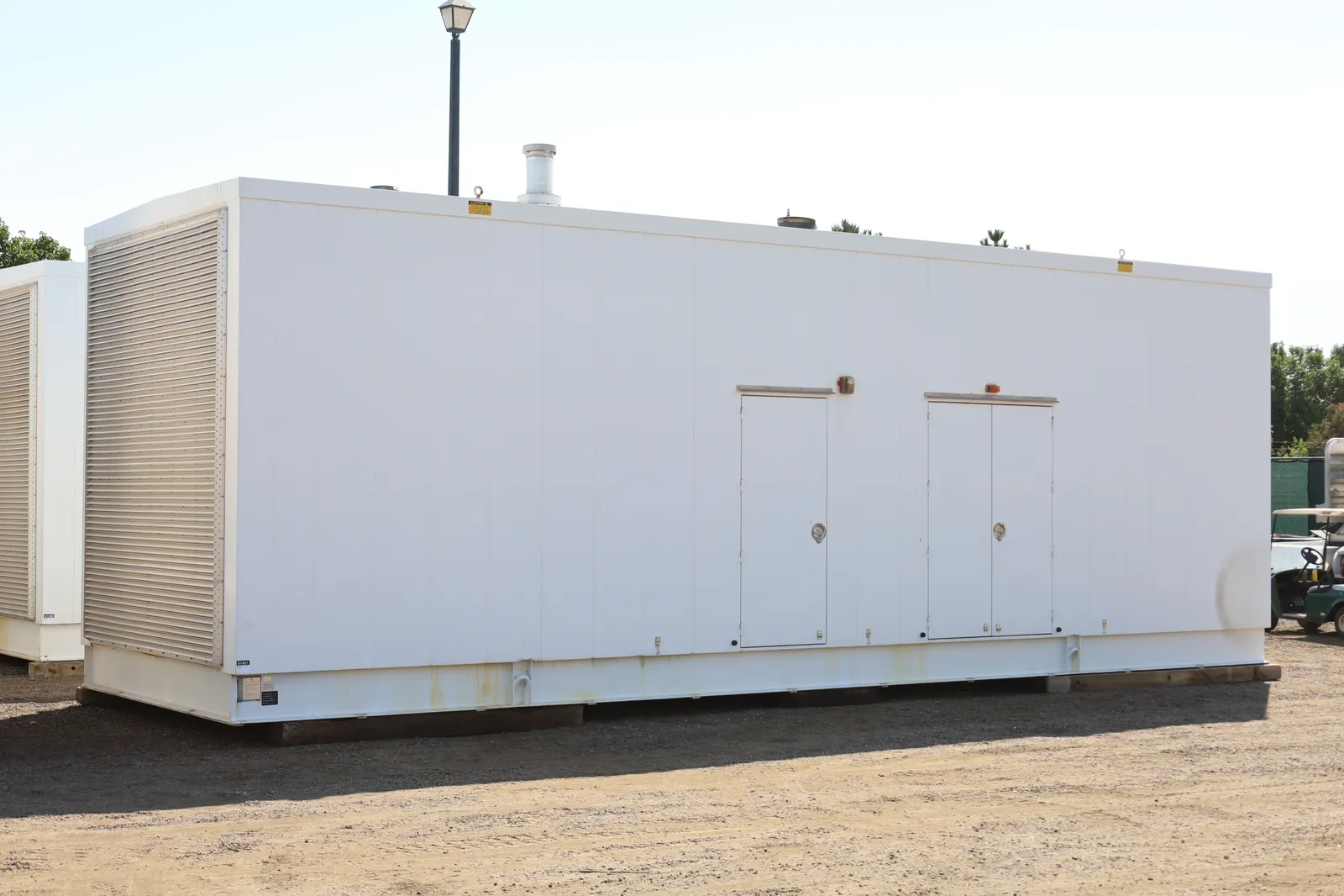 1 1500kw cummins industrial generator unit 091399 exterior