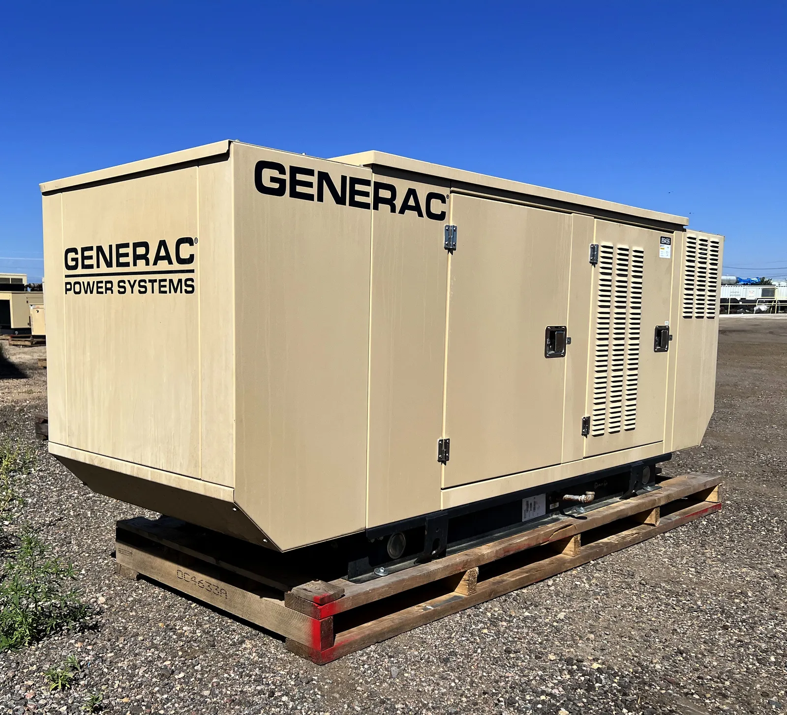 1 30kw generac industrial generator unit 089456 exterior