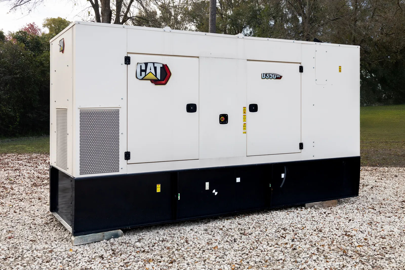 1 350kw caterpillar industrial generator unit 092073 exterior