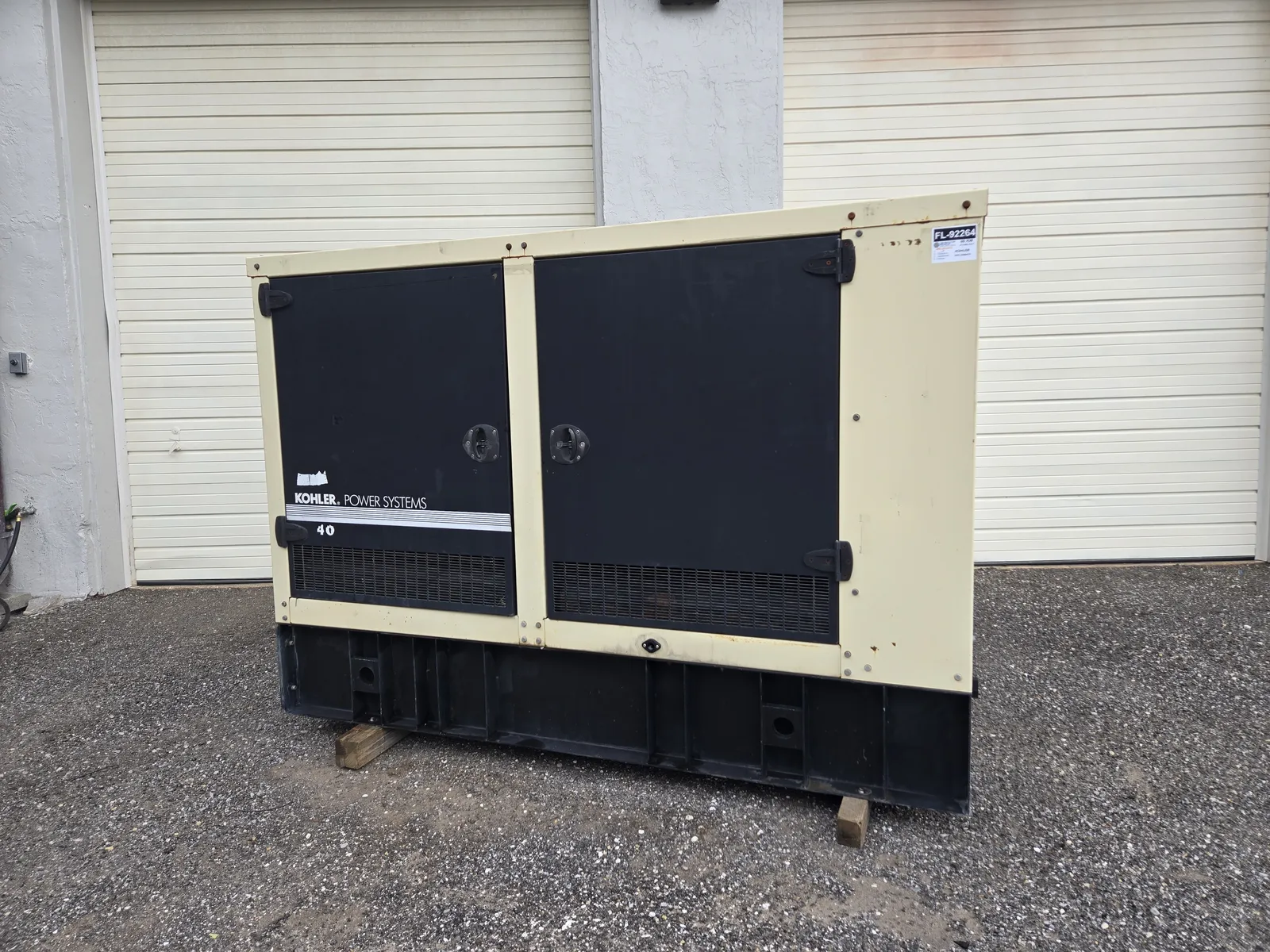 1 40kw kohler industrial generator unit 092264 exterior