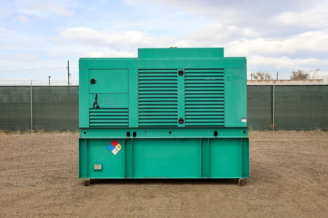 2 300kw cummins industrial generator unit 092204 exterior
