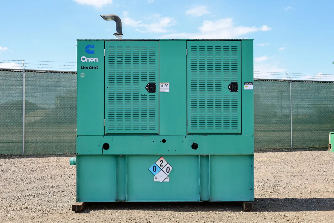 2 35kw cummins industrial generator unit 092205 exterior