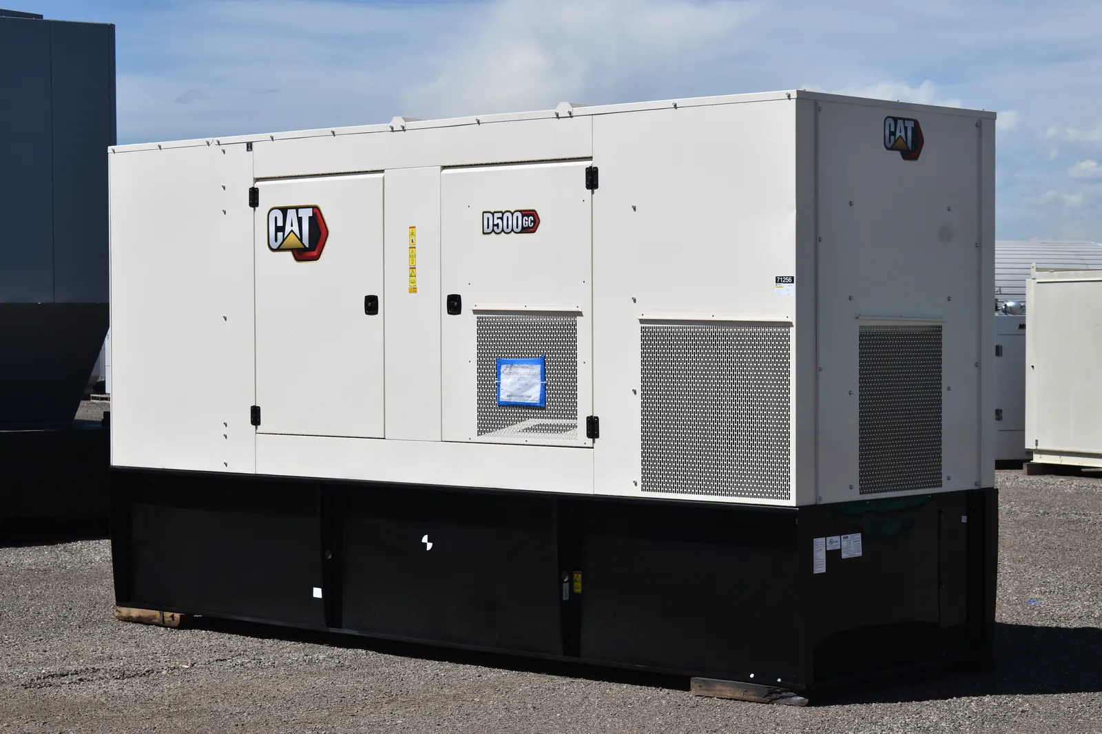 2 500kw caterpillar industrial generator unit 089937 exterior