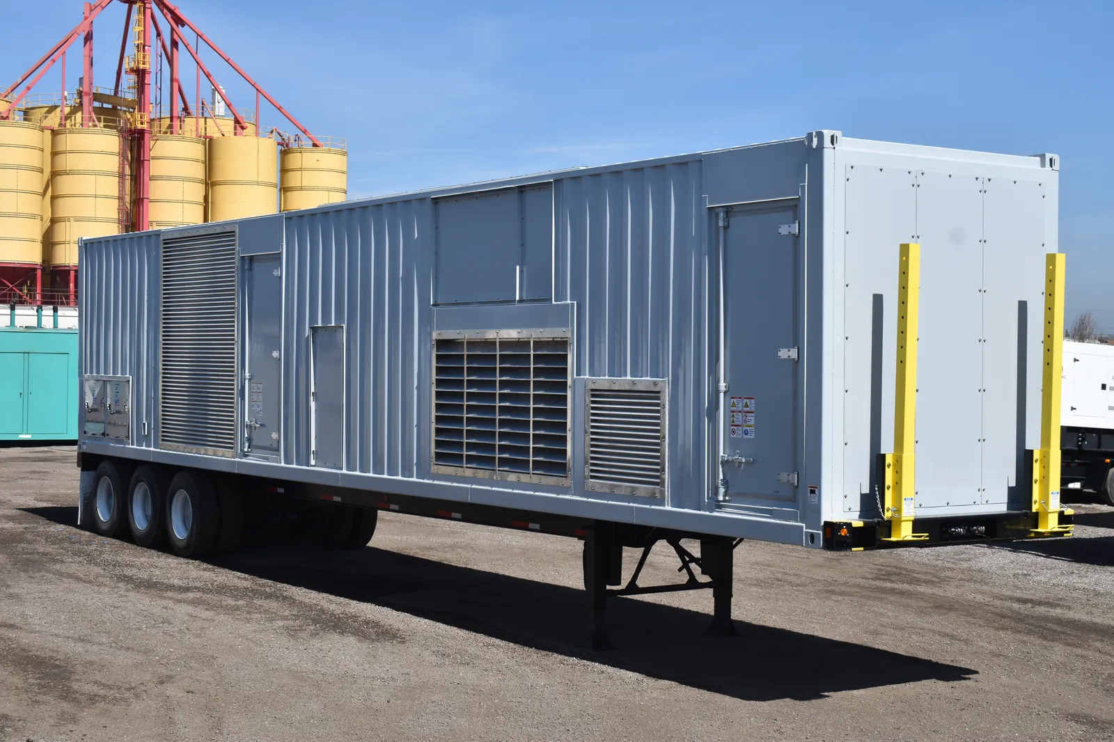 2 600kw cummins industrial generator unit 089874 exterior