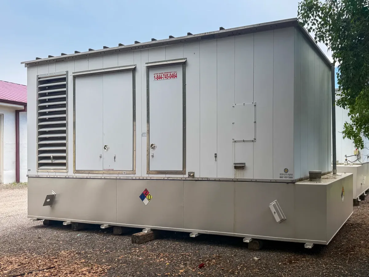 2 600kw cummins industrial generator unit 092096 exterior