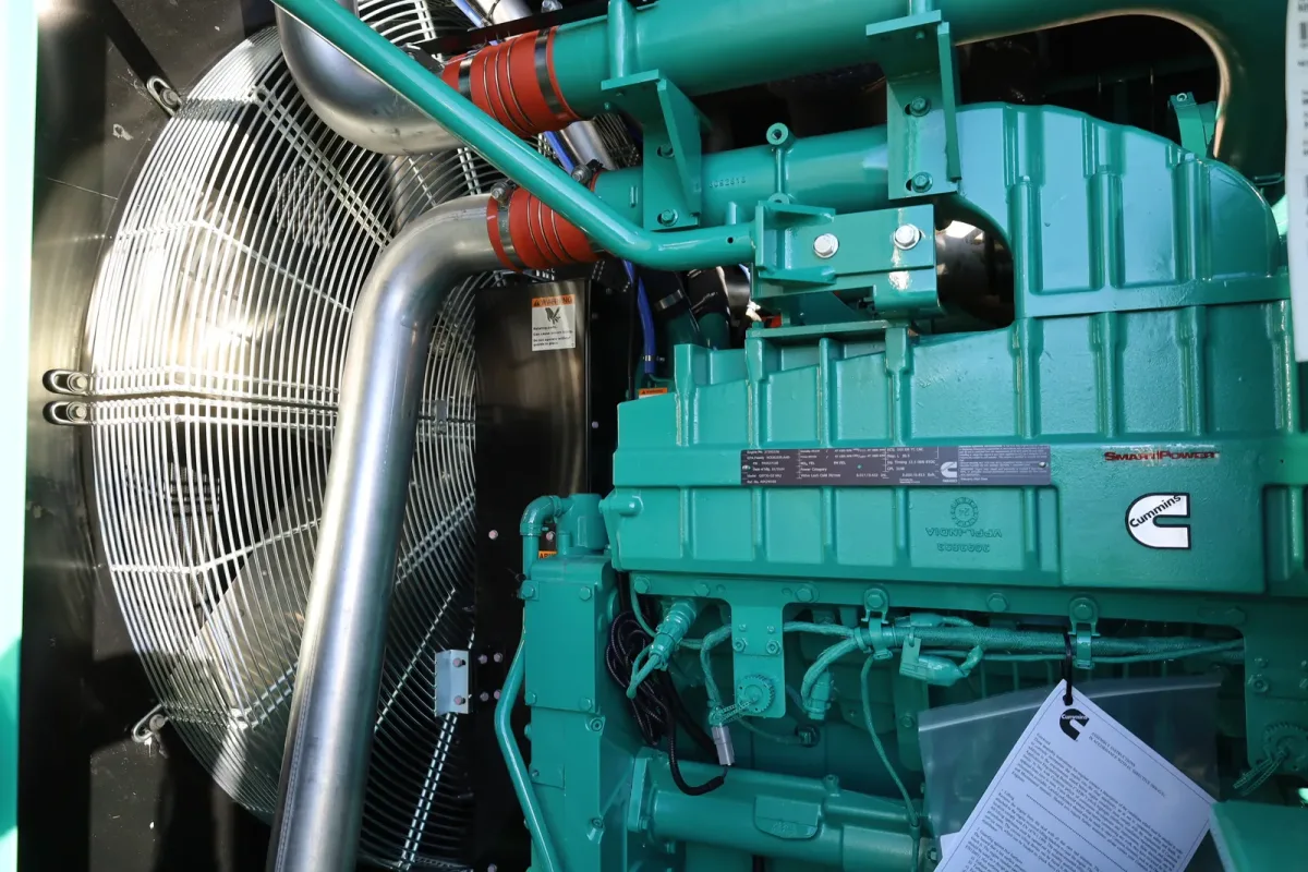3 1000kw cummins industrial generator unit 090355 engine