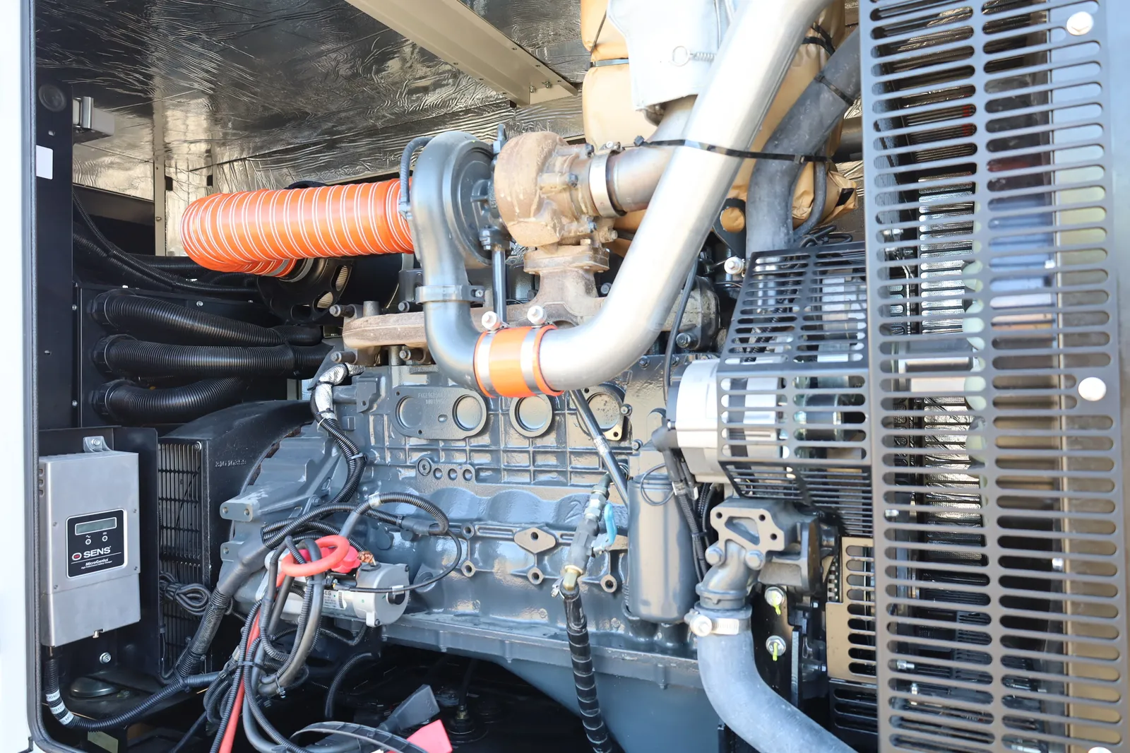 3 130kw hipower industrial generator unit 091864 engine