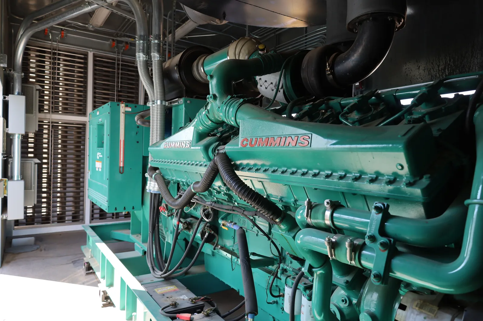 3 1500kw cummins industrial generator unit 091398 engine