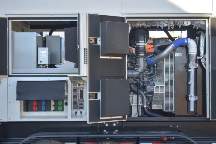 3 320kw multiquip industrial generator unit 090471 engine