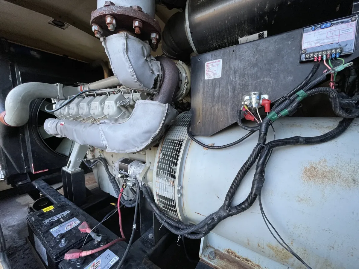 3 600kw generac industrial generator unit 088907 engine