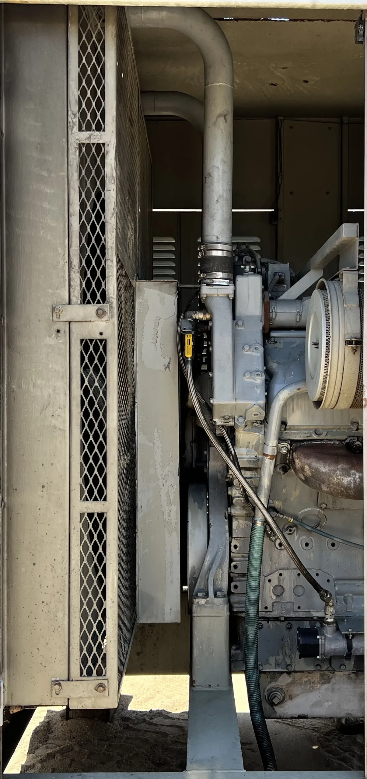 4 1000kw detroit industrial generator unit 089265 engine