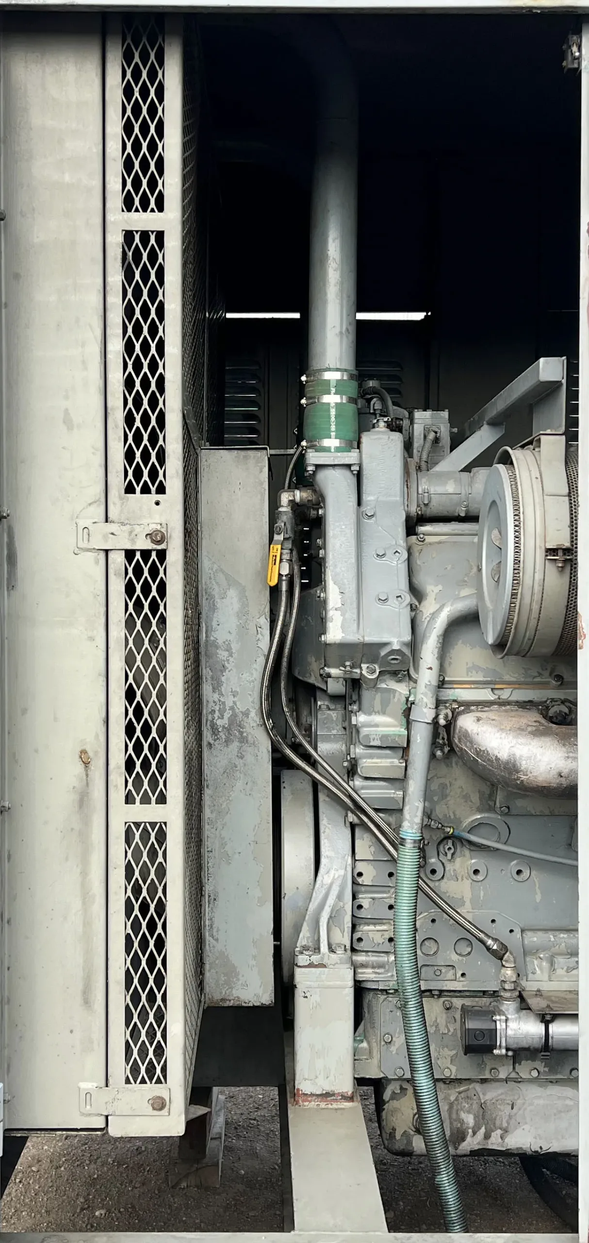 4 1000kw detroit industrial generator unit 089267 engine