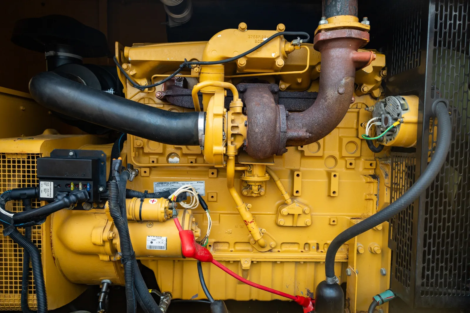 4 100kw olympian industrial generator unit 091729 engine