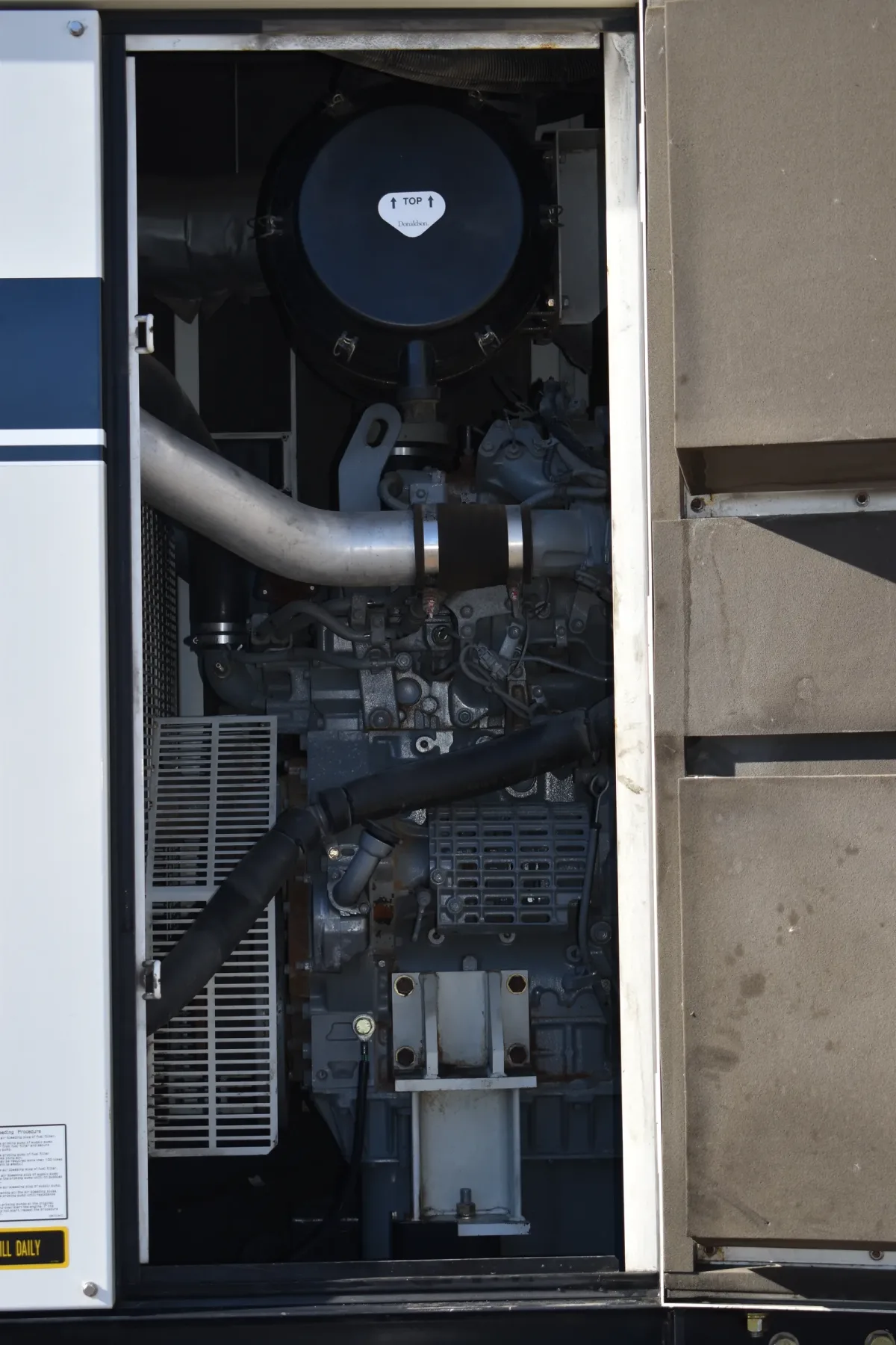 4 320kw multiquip industrial generator unit 088865 engine