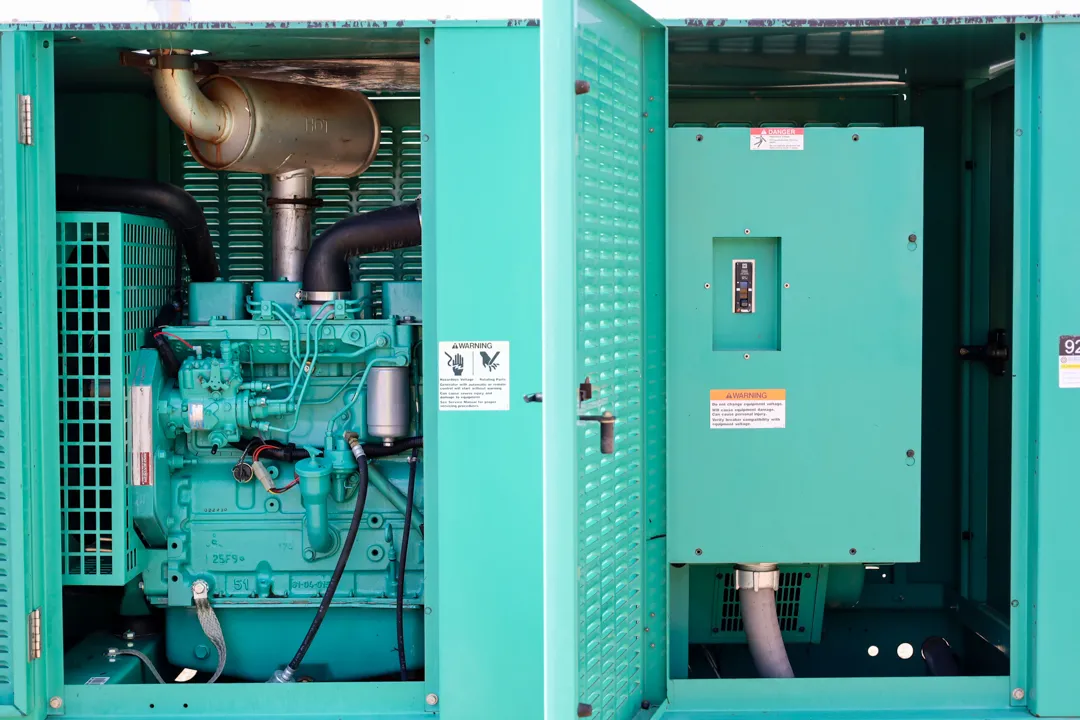 4 35kw cummins industrial generator unit 092205 engine