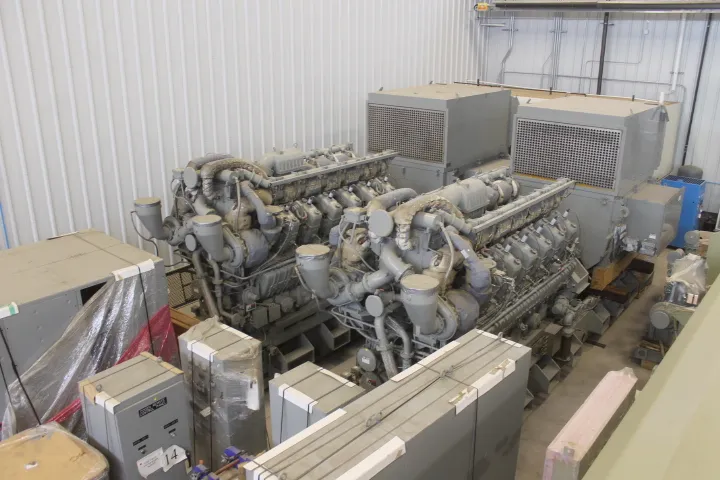 4 4200kw waukesha industrial generator unit 090975 engine