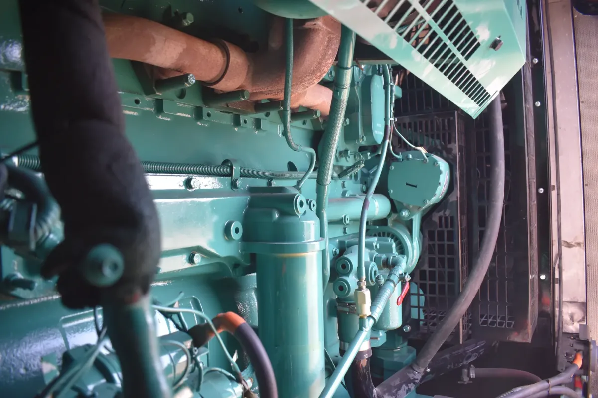 4 500kw cummins industrial generator unit 090217 engine