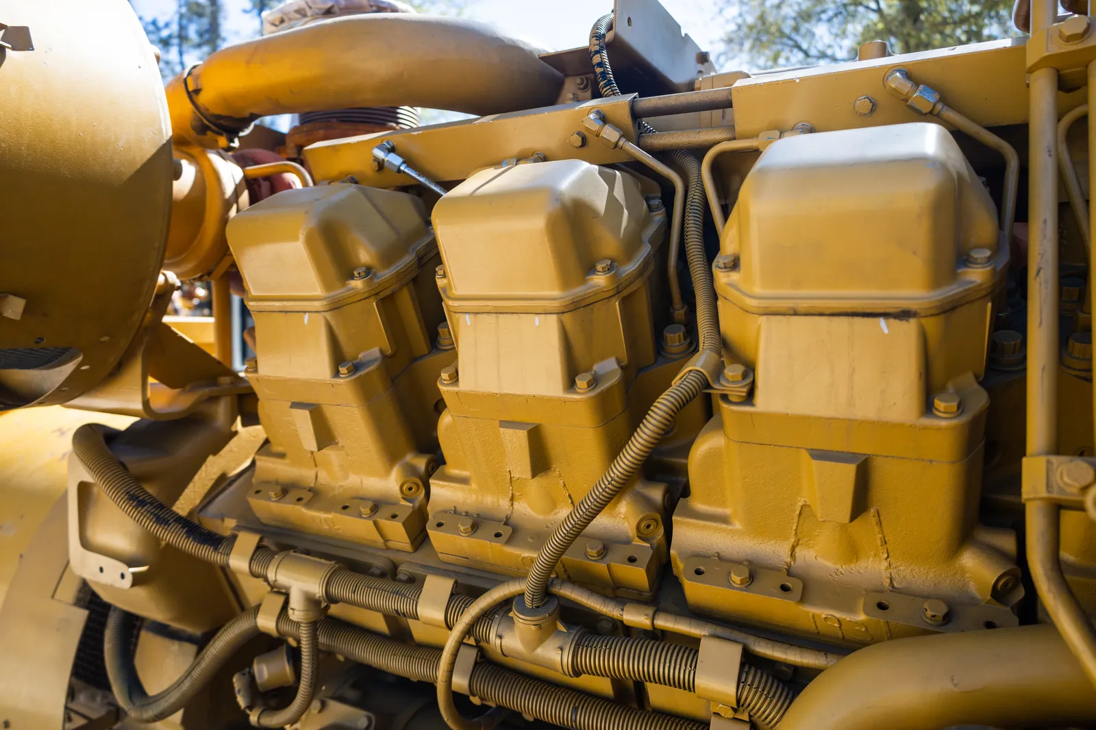 4 750kw caterpillar industrial generator unit 092148 engine