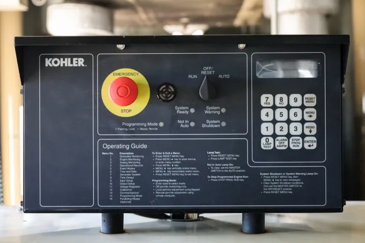 5 1000kw kohler industrial generator unit 090624 control panel