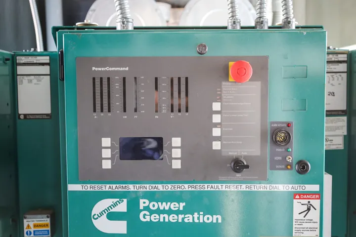 5 1500kw cummins industrial generator unit 091398 controls