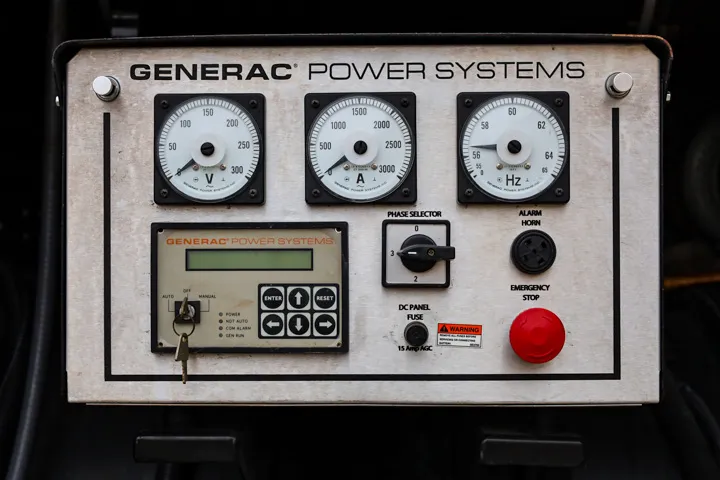 5 1750kw cummins industrial generator unit 088593 controls