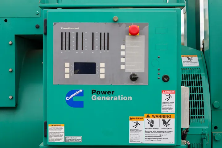 5 1750kw cummins industrial generator unit 089586 controls