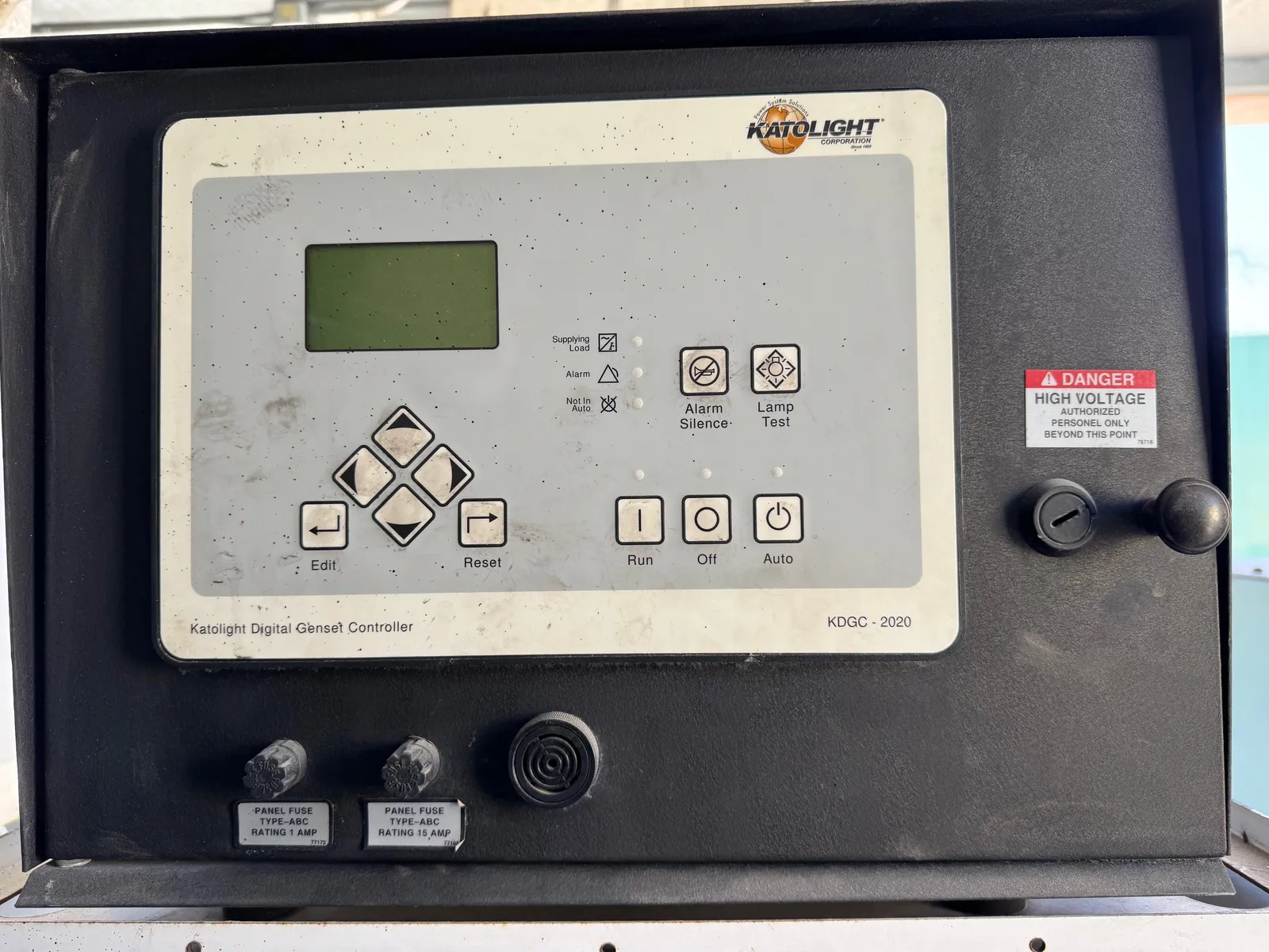 5 1750kw mitsubishi industrial generator unit 091357 control panel