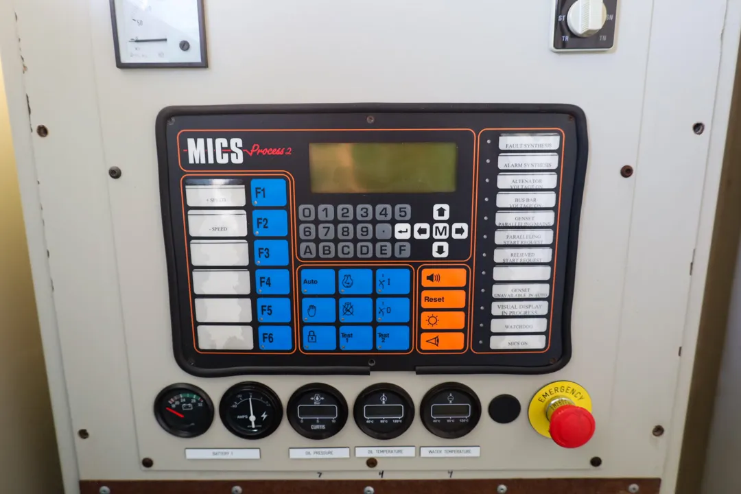 5 2000kw sdmo industrial generator unit 091535 control panel