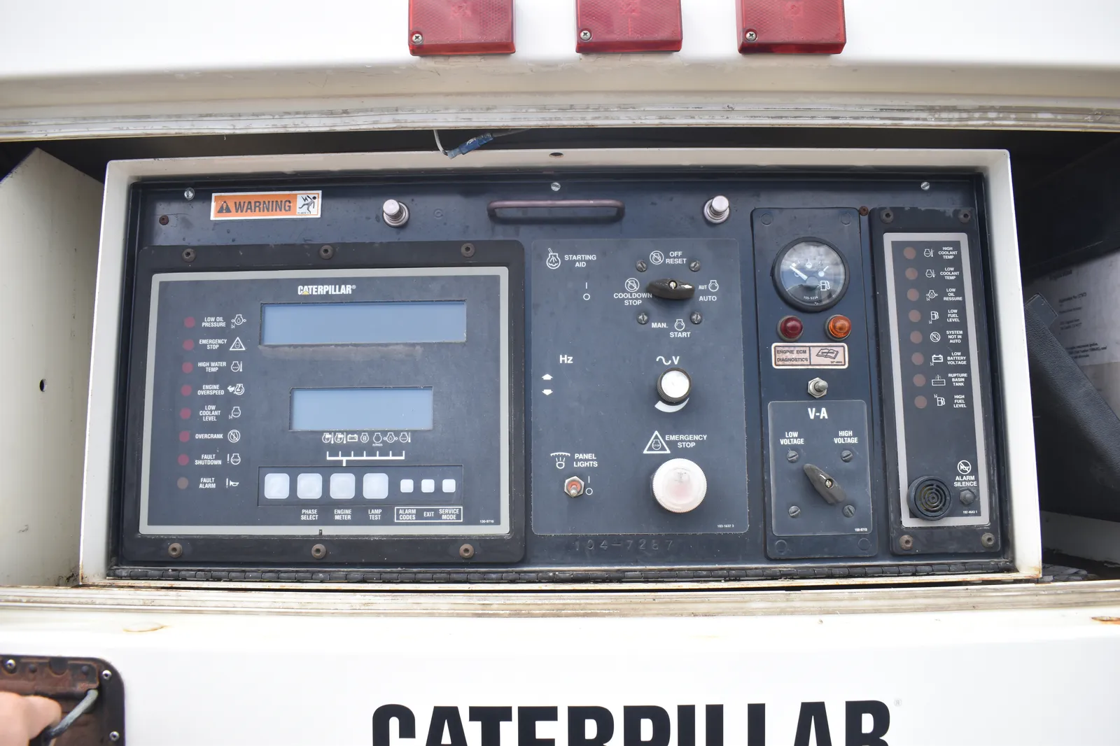 5 200kw caterpillar industrial generator unit 090179 controls