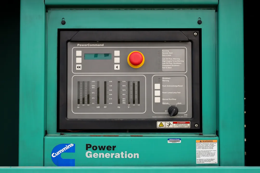 5 300kw cummins industrial generator unit 092204 controls