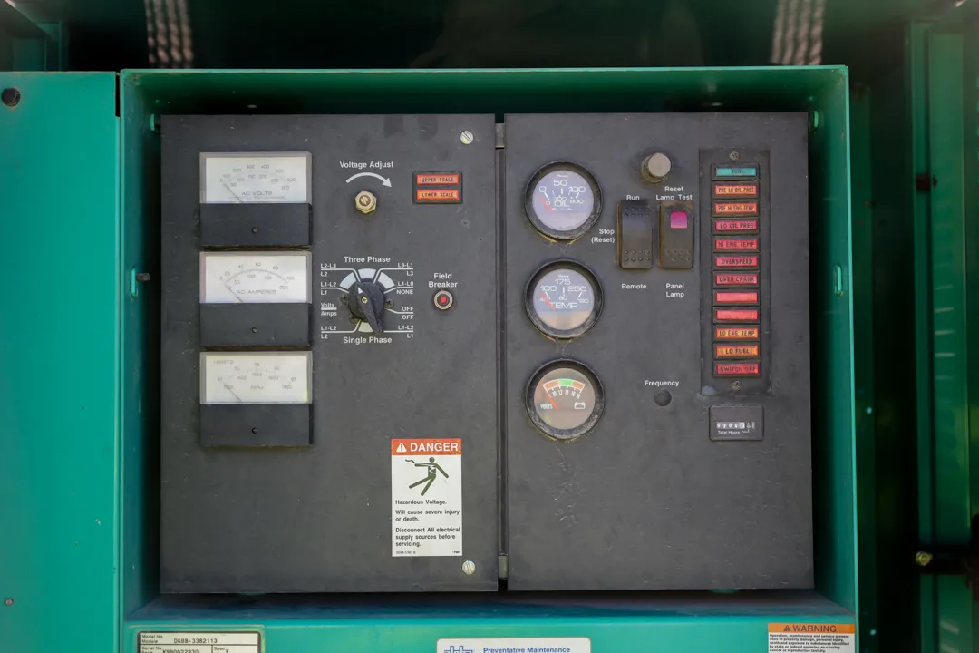 5 35kw cummins industrial generator unit 092205 controls