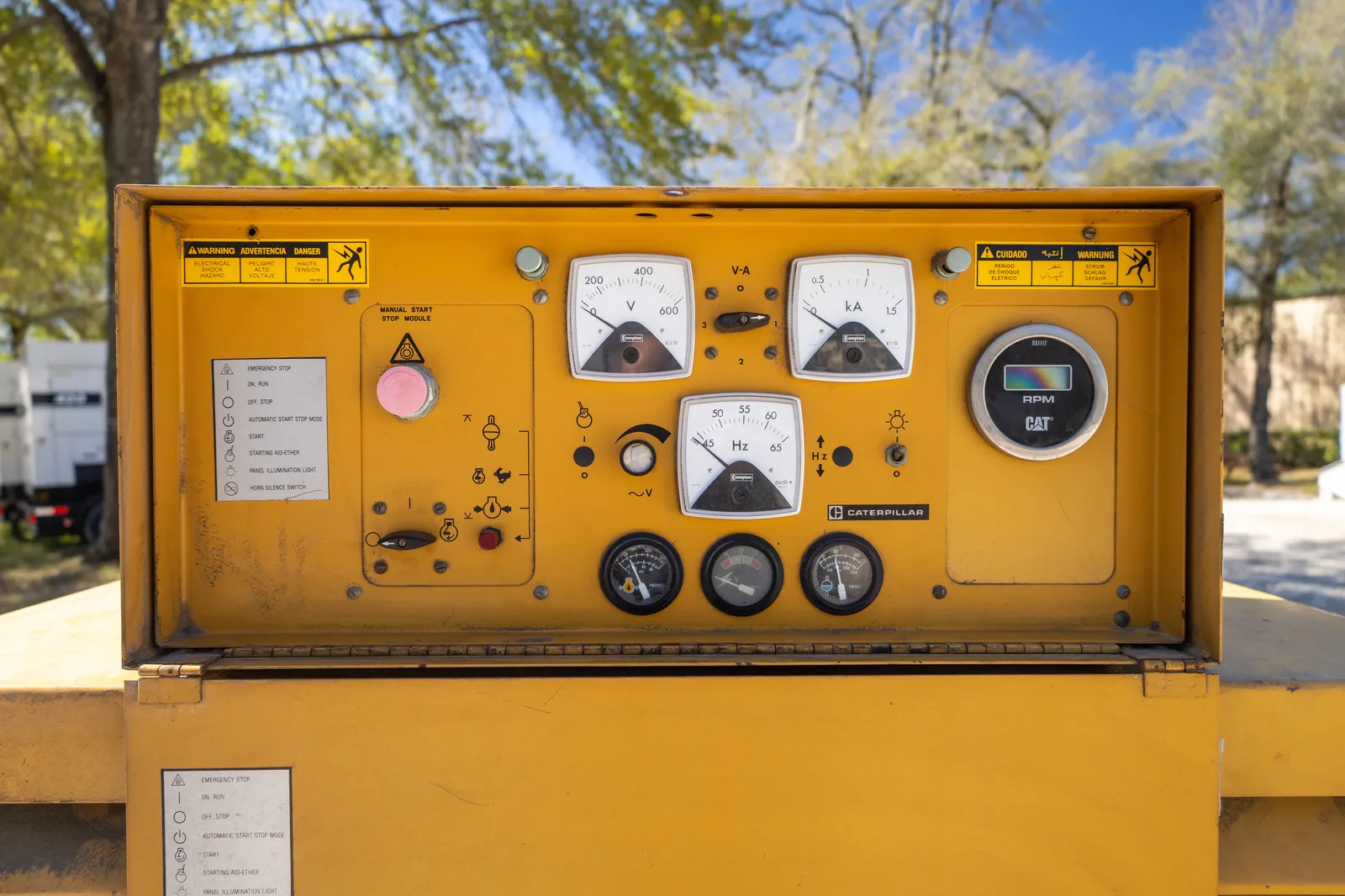 5 750kw caterpillar industrial generator unit 092148 controls