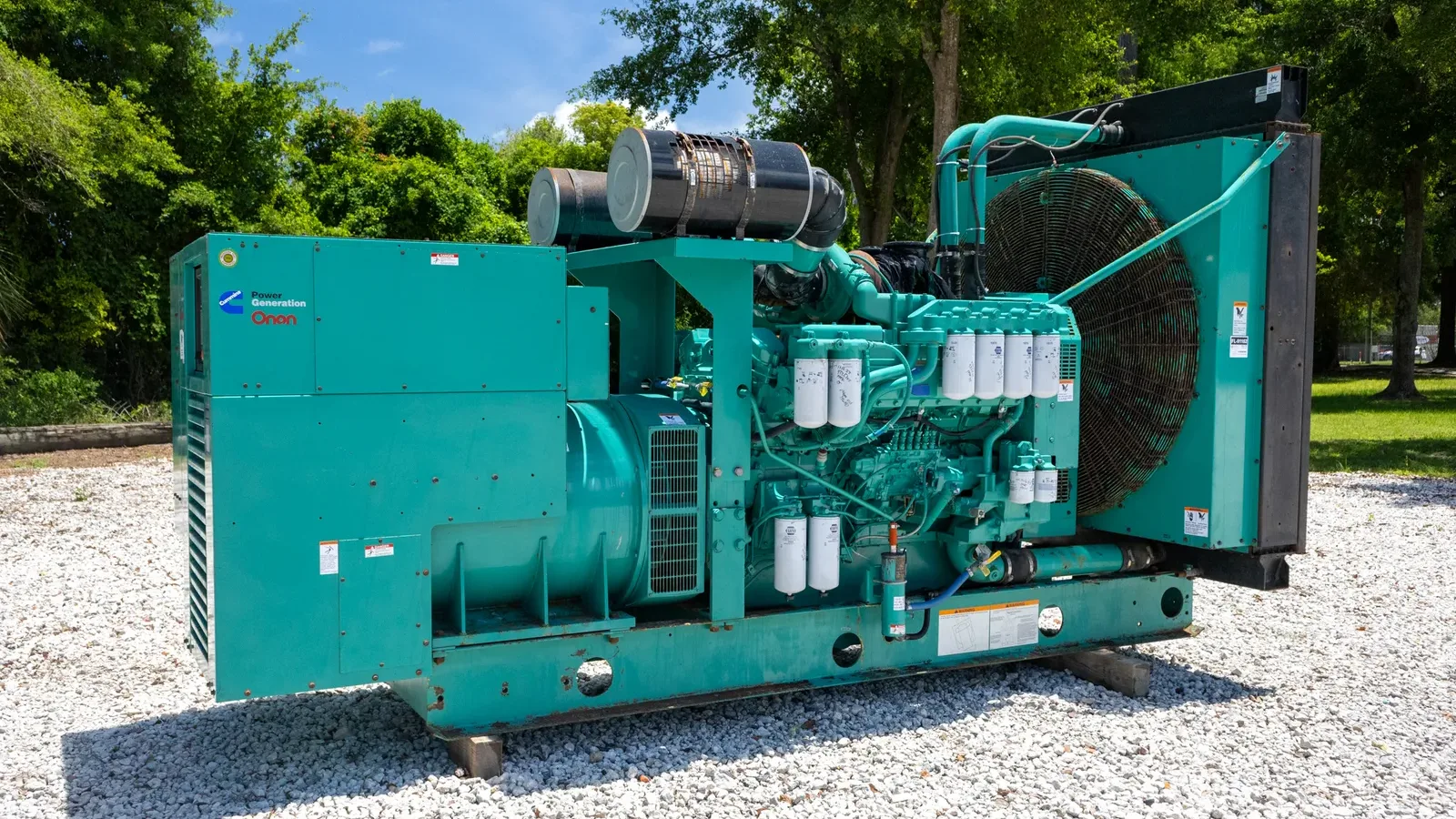1 900kw cummins industrial generator unit 091162 exterior