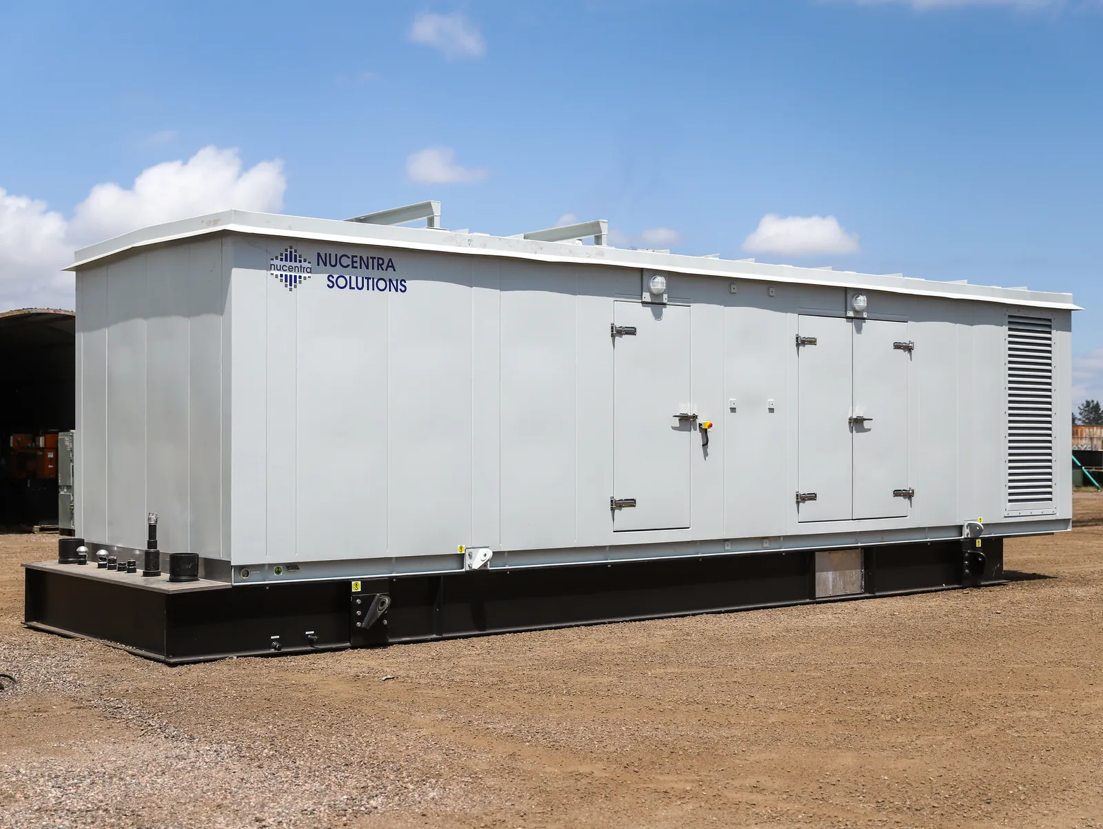 1 1250kw cummins industrial generator unit 091952 exterior