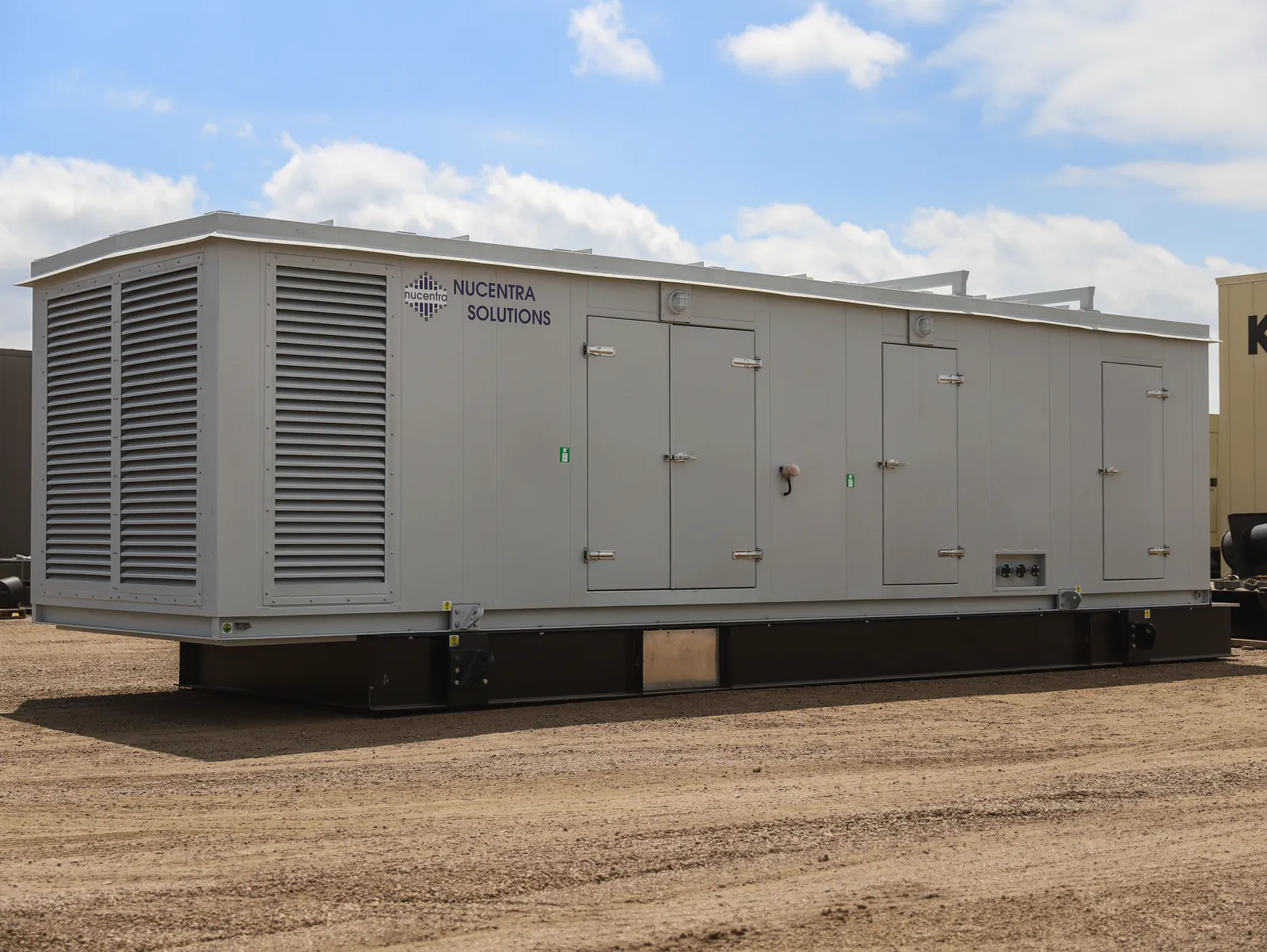 2 1250kw cummins industrial generator unit 091952 exterior