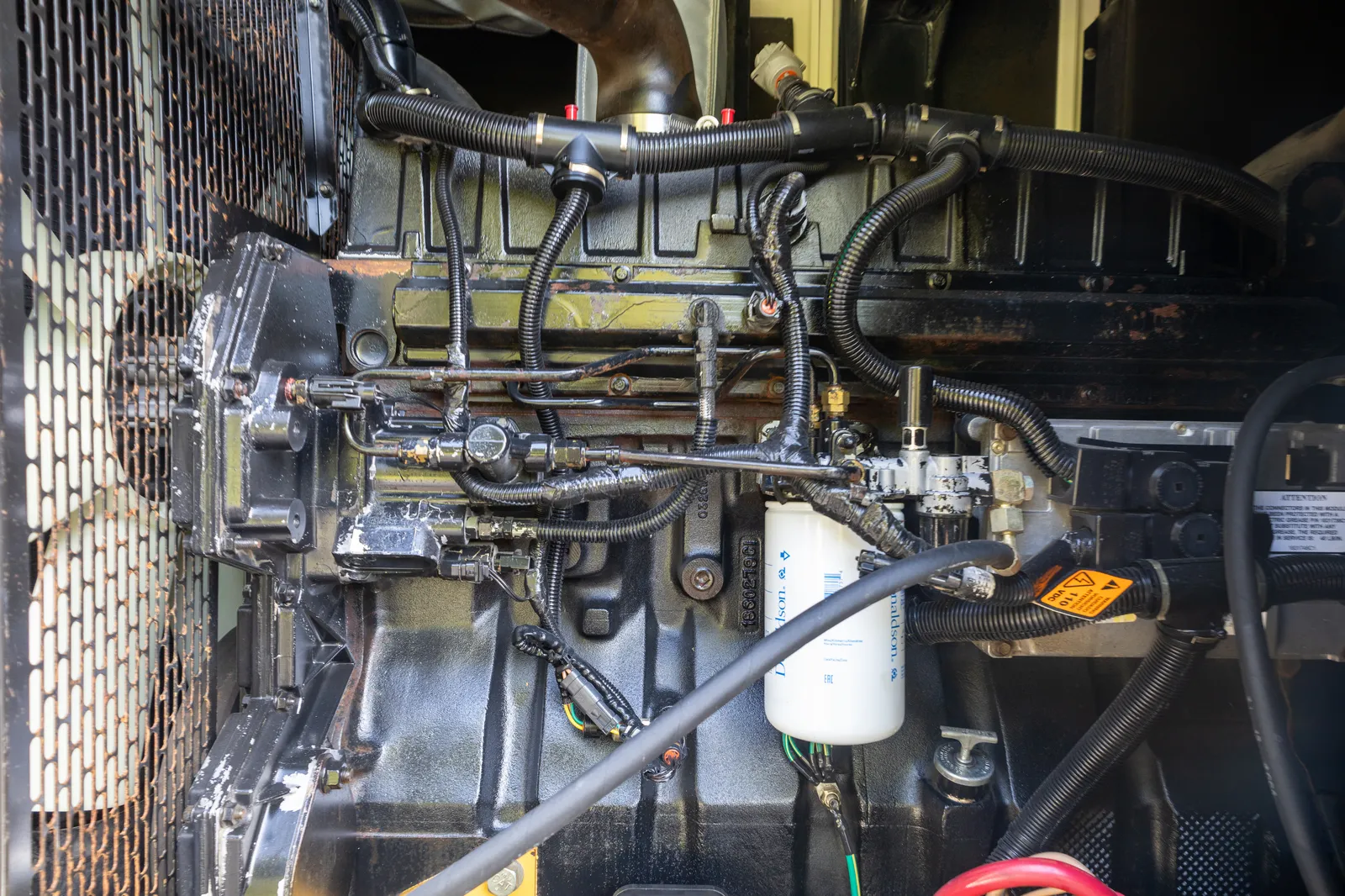 4 200kw caterpillar industrial generator unit 092619 engine