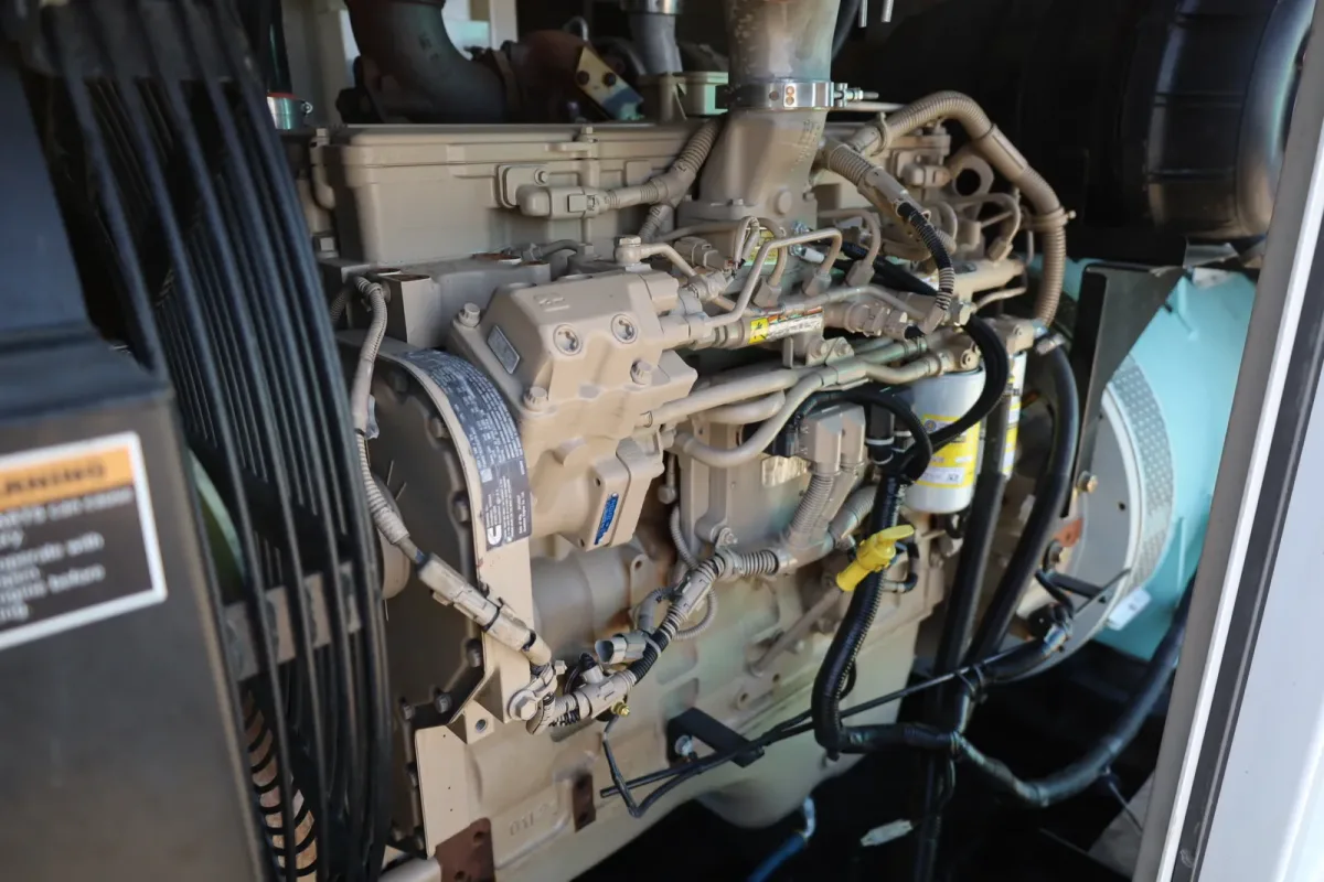 4 240kw multiquip industrial generator unit 091161 engine