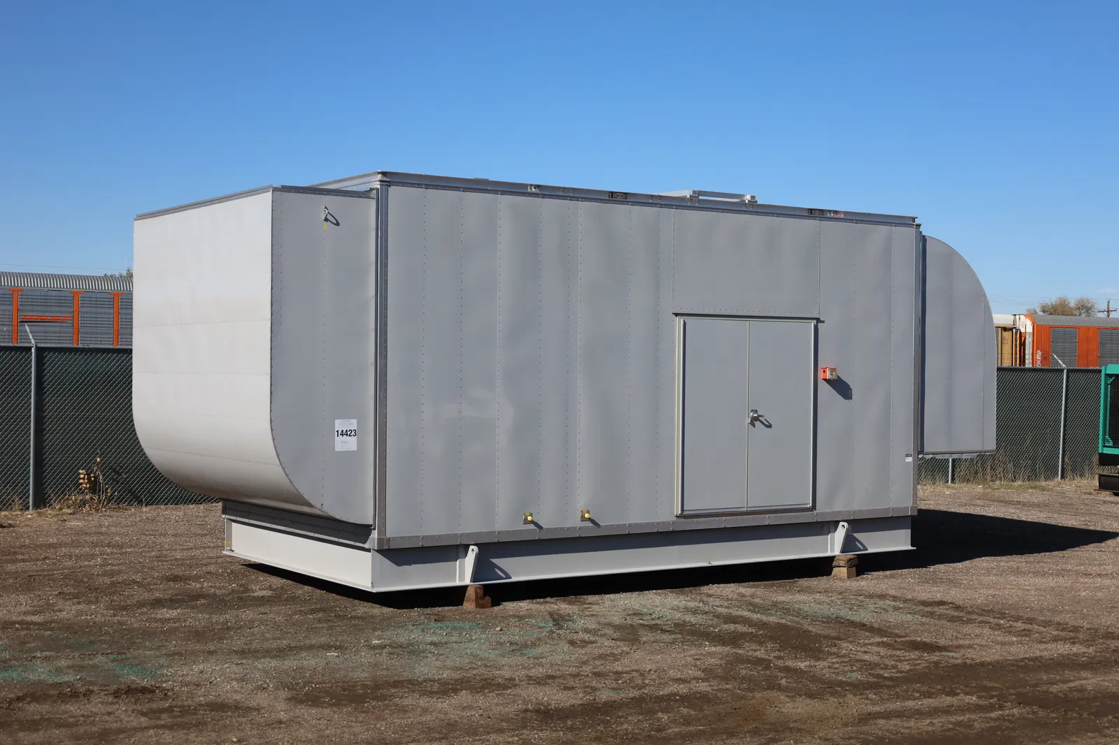 1 1000kw cummins industrial generator unit 091797 exterior