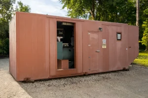 1 1750kw mitsubishi industrial generator unit 091357 exterior