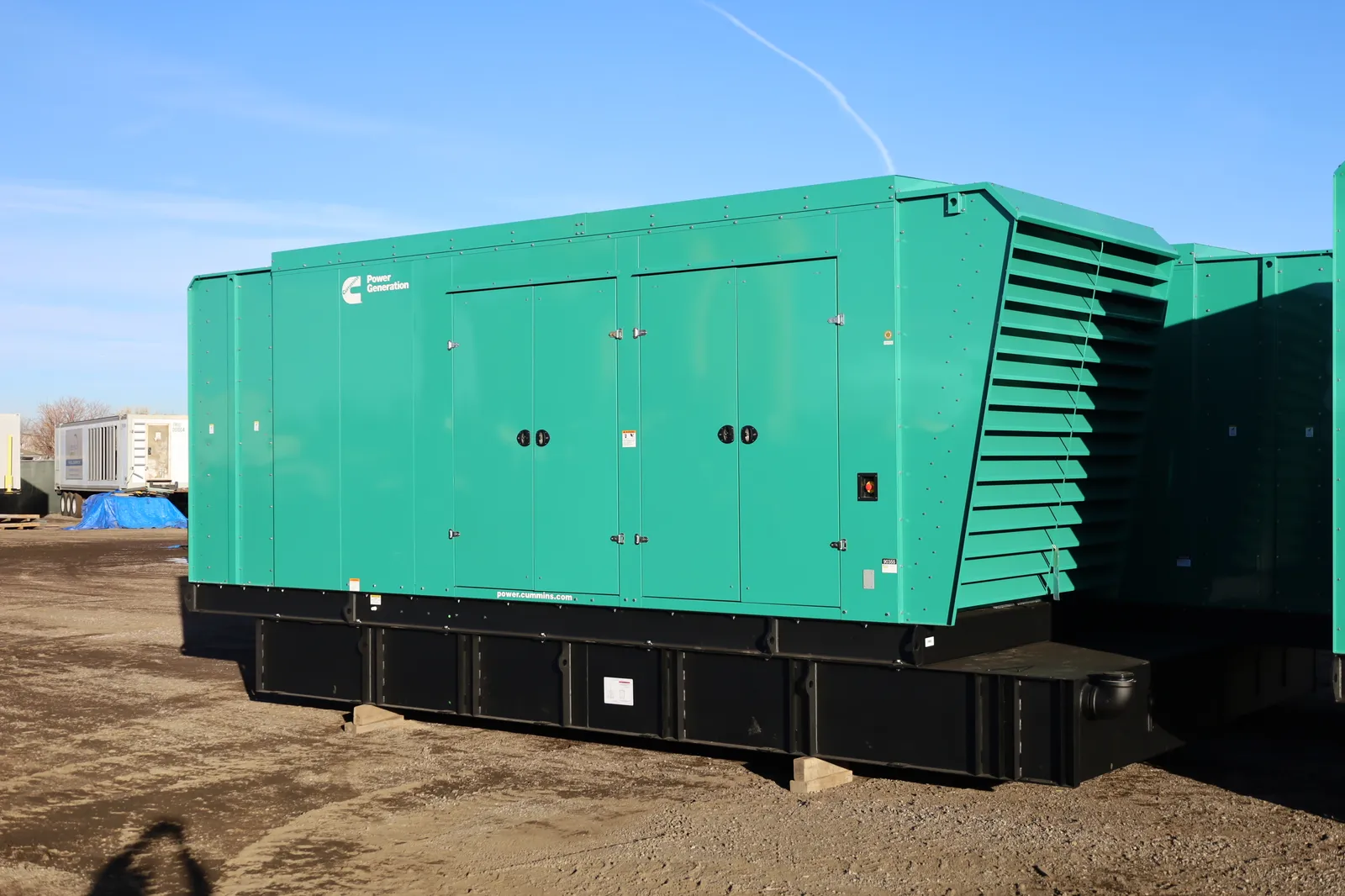 2 1000kw cummins industrial generator unit 090355 exterior