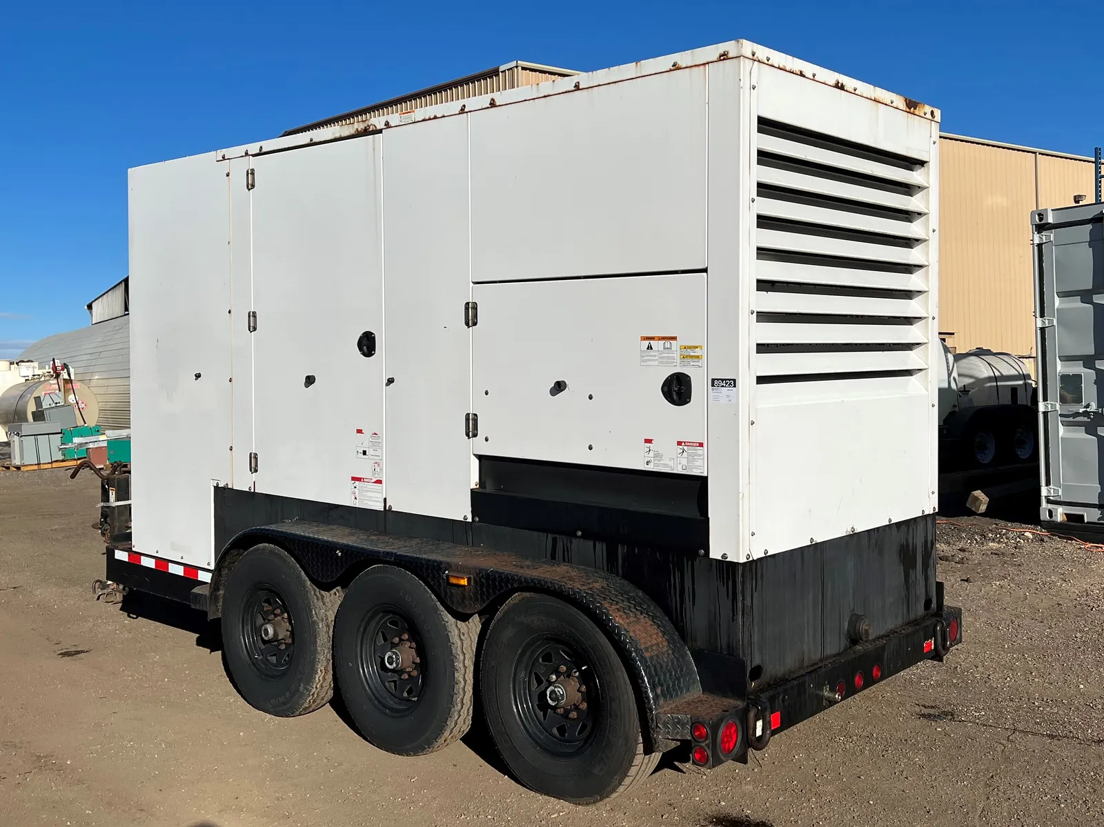 2 300kw cummins industrial generator unit 089423 exterior