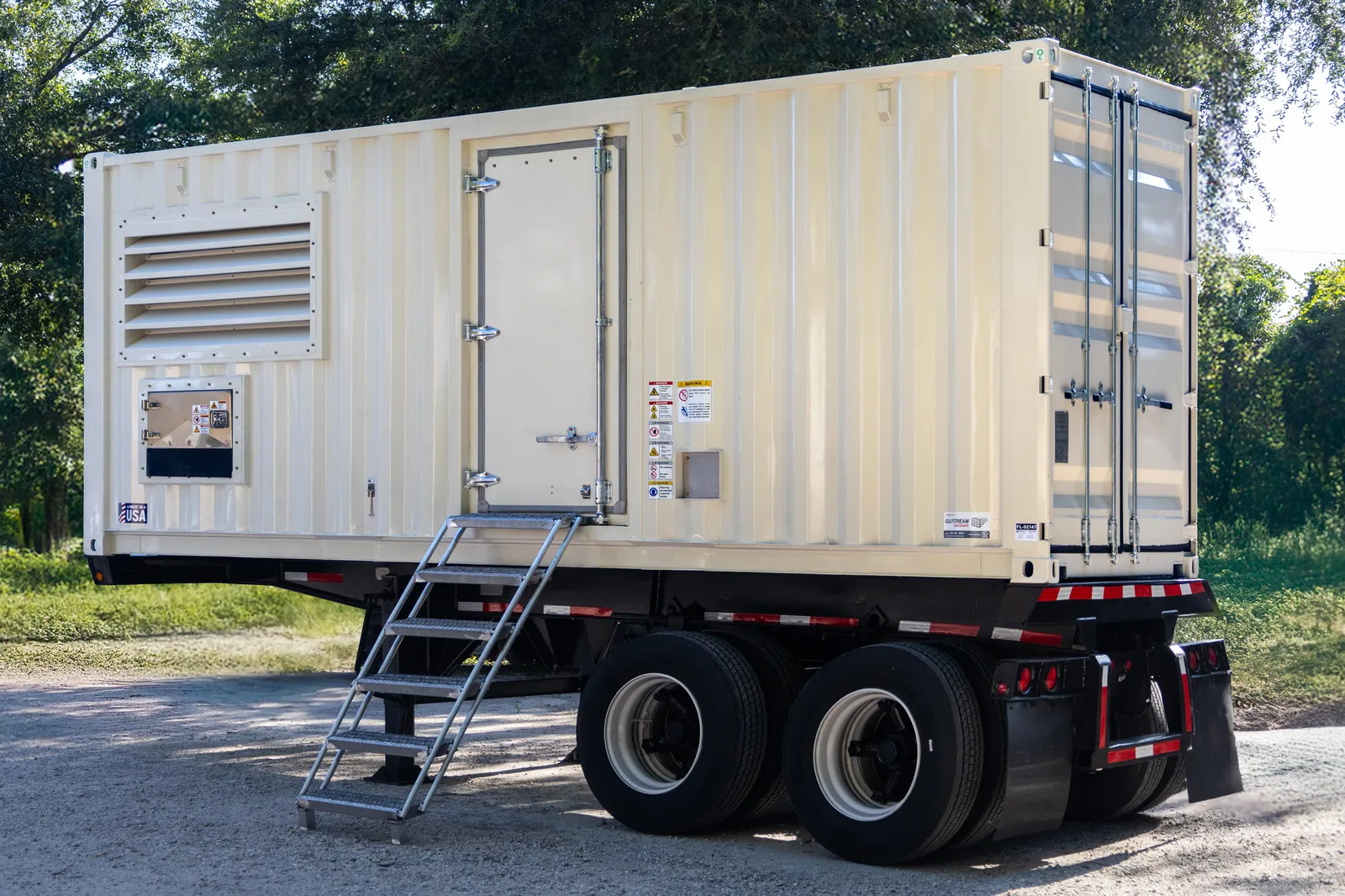 2 400kw caterpillar industrial generator unit 092147 exterior