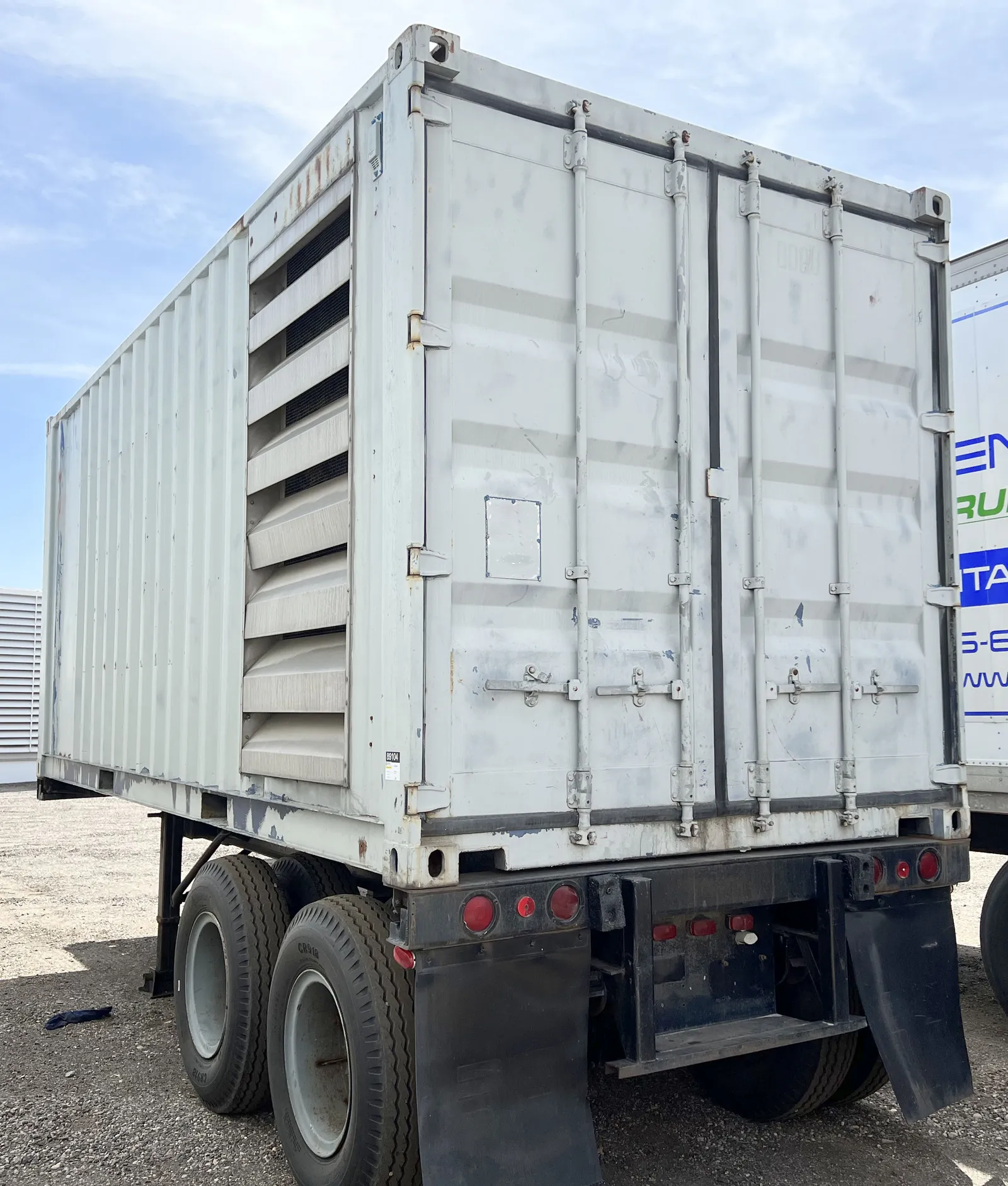 2 500kw volvo industrial generator unit 089104 exterior