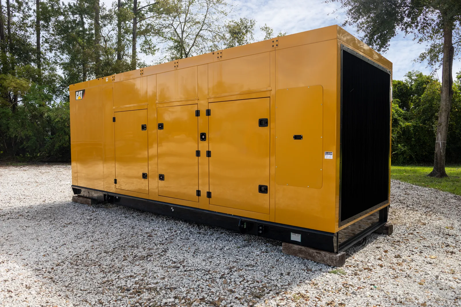 2 750kw caterpillar industrial generator unit 091550 exterior