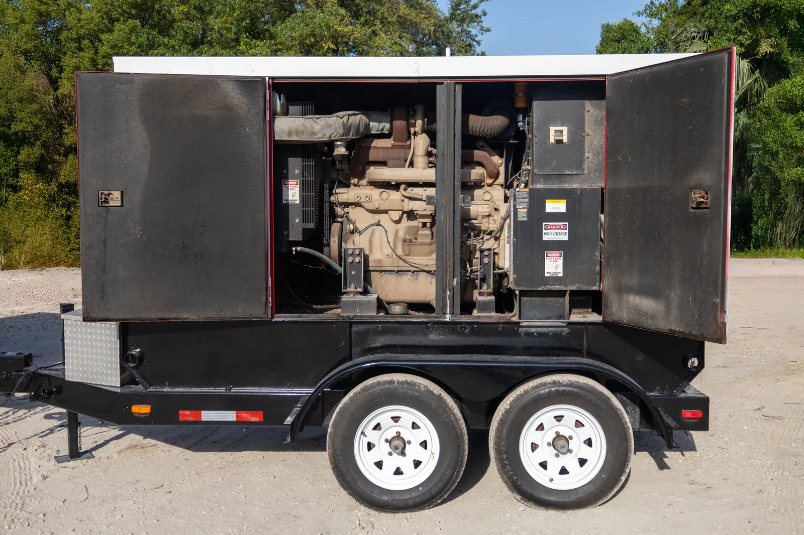 3 140kw baldor industrial generator unit 092013 engine