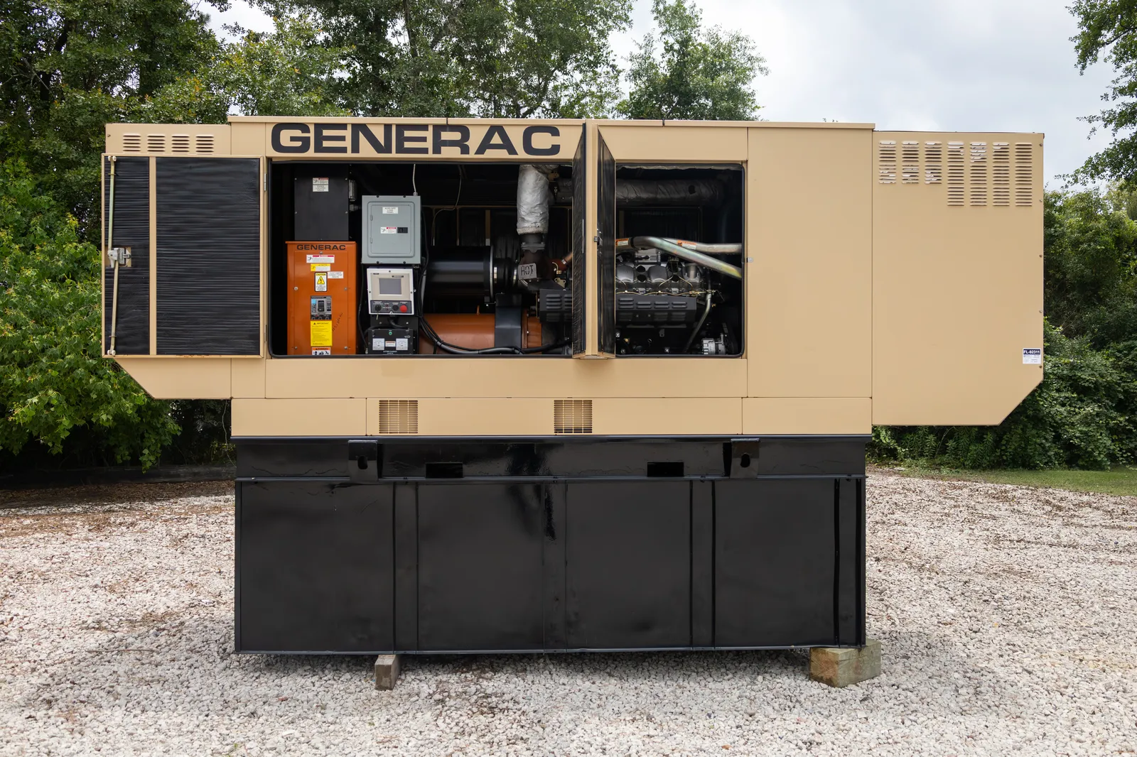 3 350kw generac industrial generator unit 092311 engine