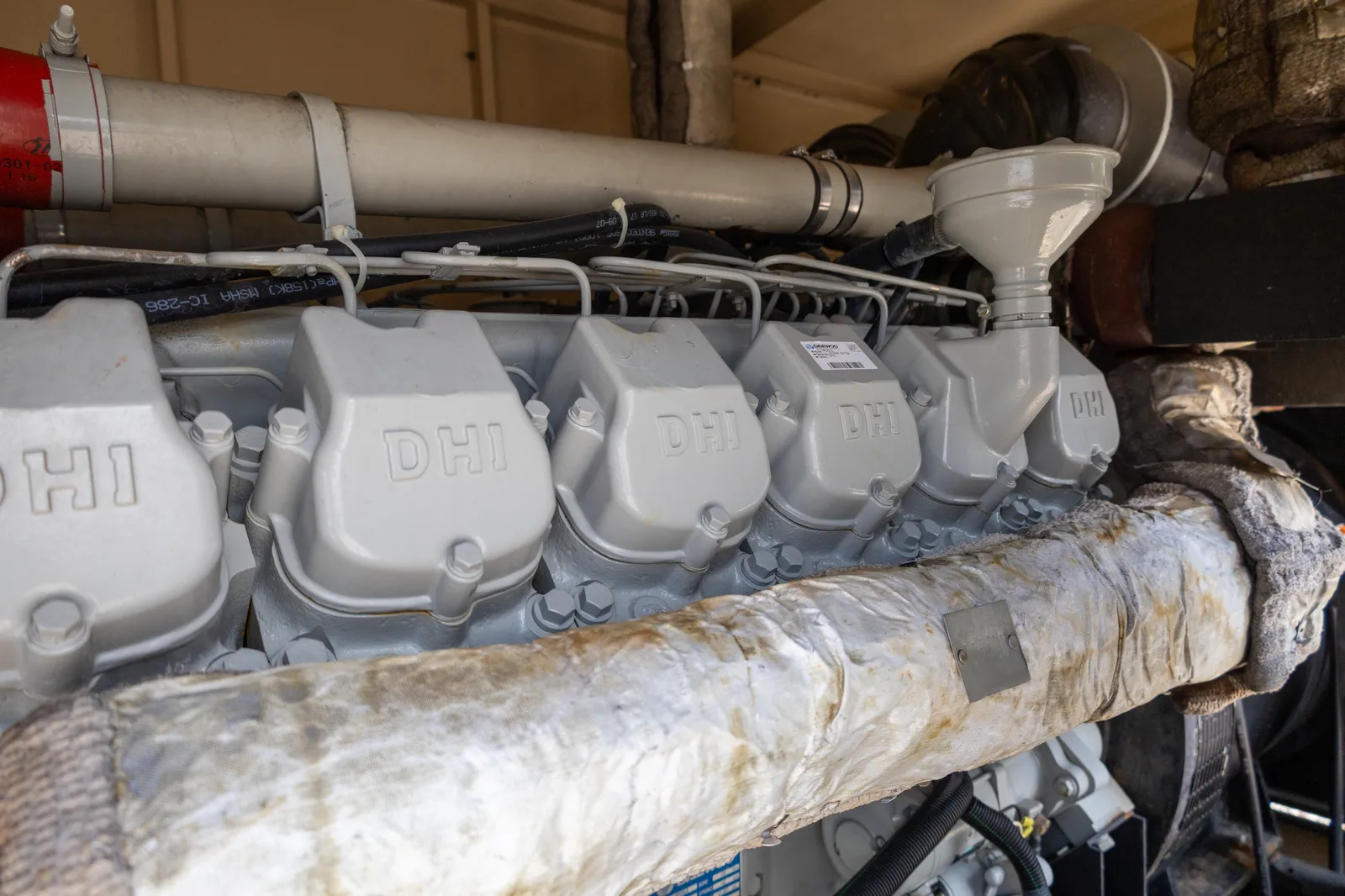 3 600kw generac industrial generator unit 091243 engine