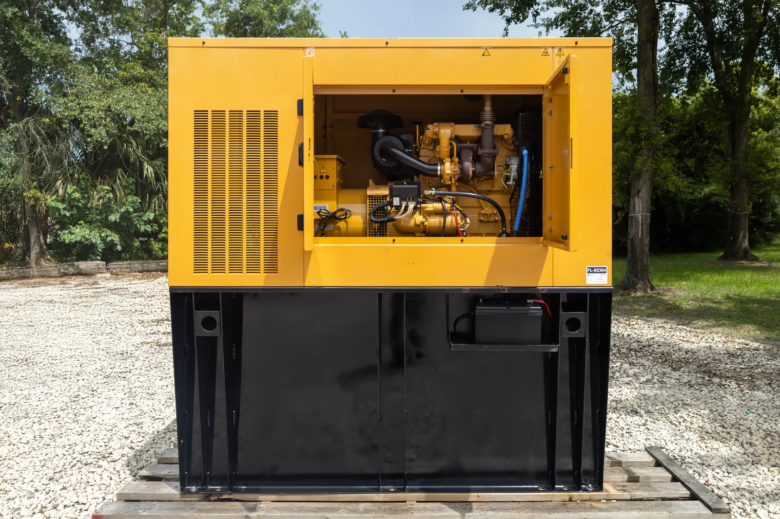 3 60kw olympian industrial generator unit 092304 engine