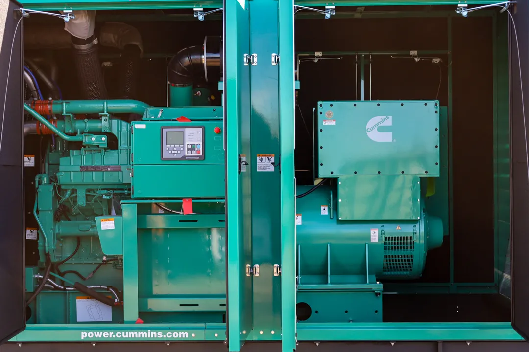 4 1000kw cummins industrial generator unit 090357 engine